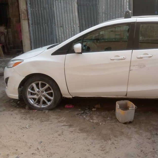 Voiture mazda en Democratic Republic of the Congo